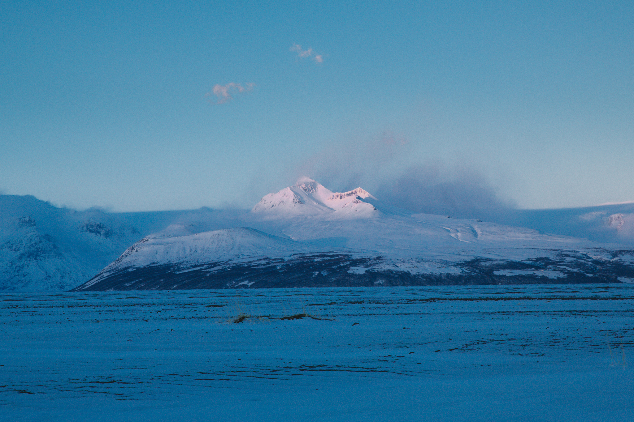 Wind whipping across Vatnajökull