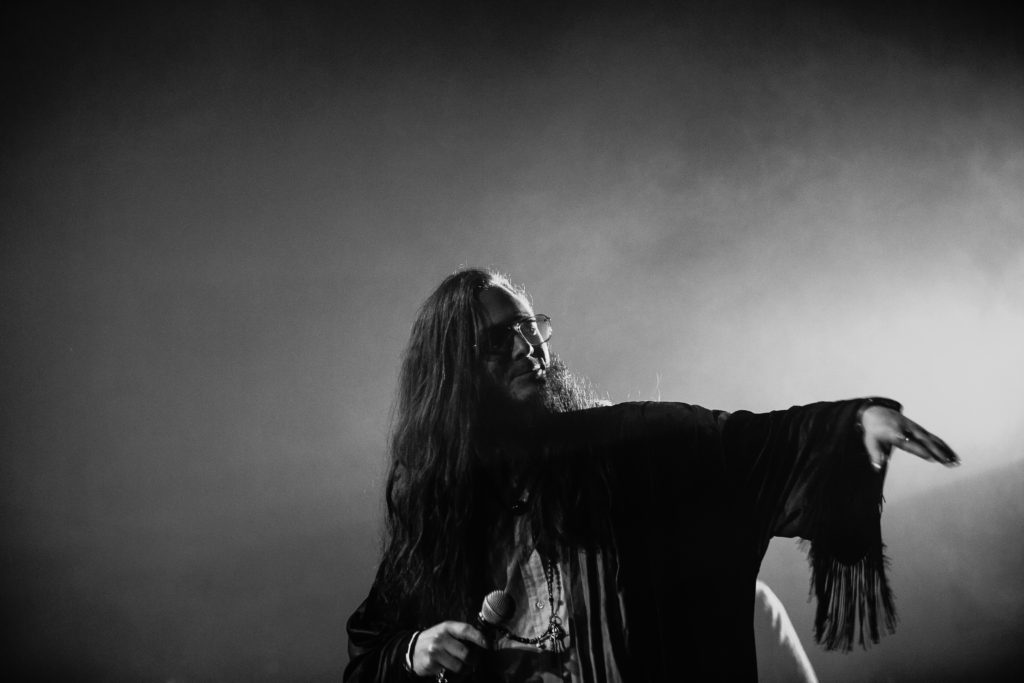 Photo by Art Bicnick