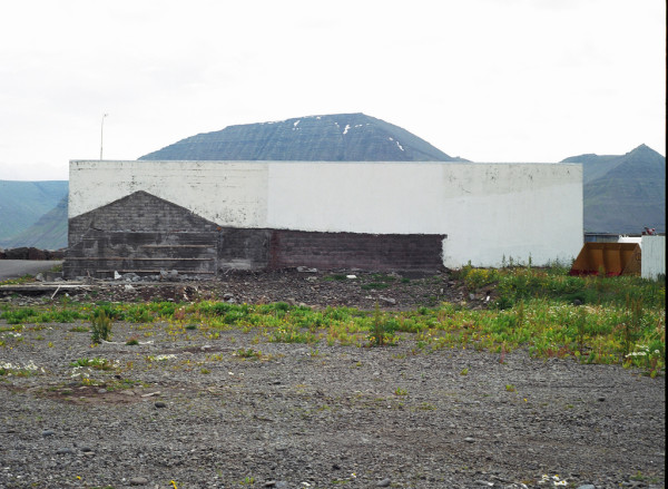 Flateyri And The Fate Of Small Town Iceland - Julia Staples 2006