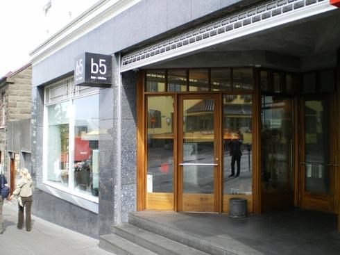 b5