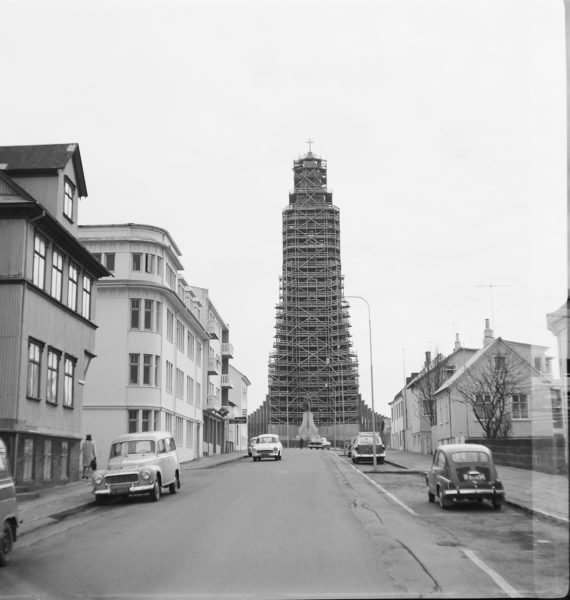 Hallgrimskirka- Old