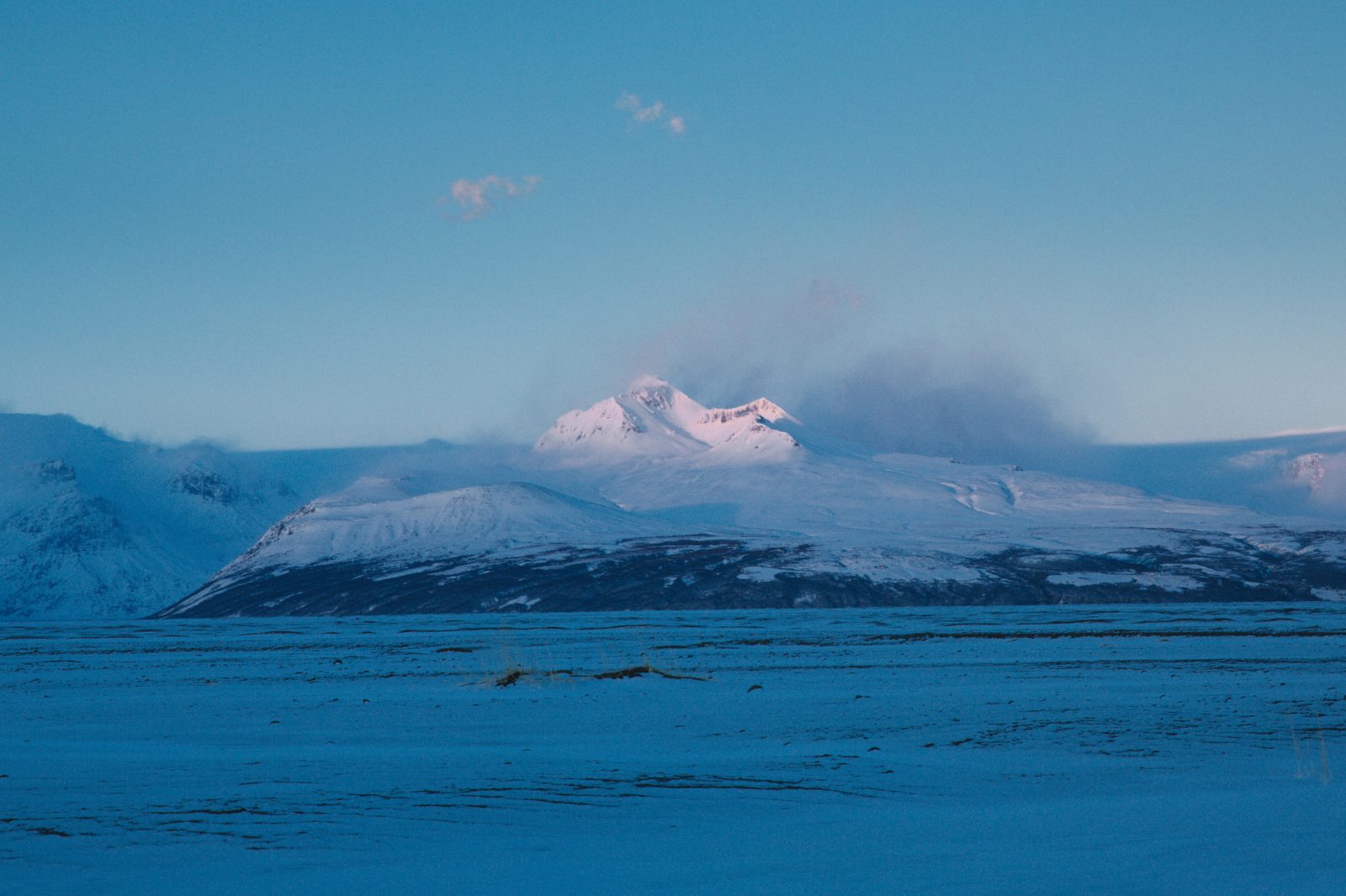 Snow Melt Indicates Glacial Run On Grímsvötn