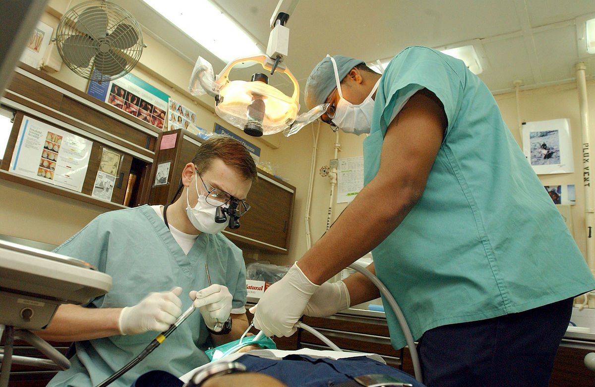 All Icelandic Children Now With Right To Free Dental Care