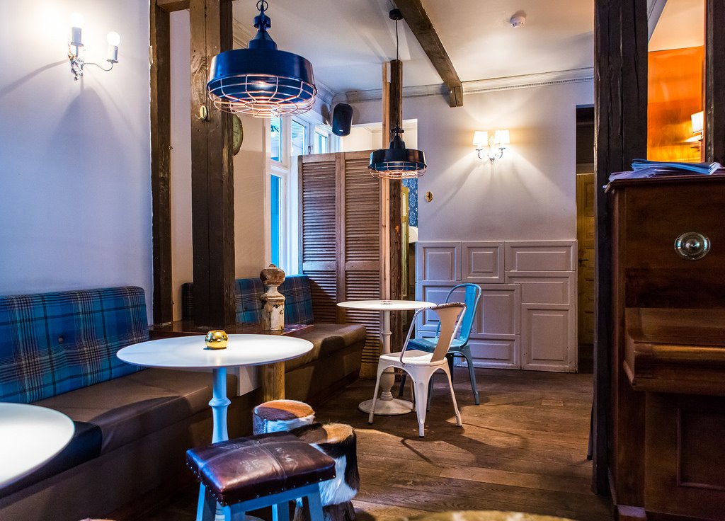 The Grapevine's Big-Ass Bar Guide 2014