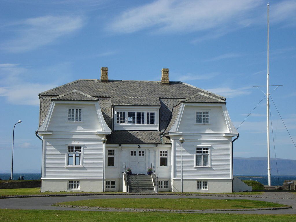 Blast from the Past: The Ghosts of Höfði