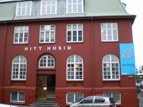 Hitt Husið / Gallery Tukt
