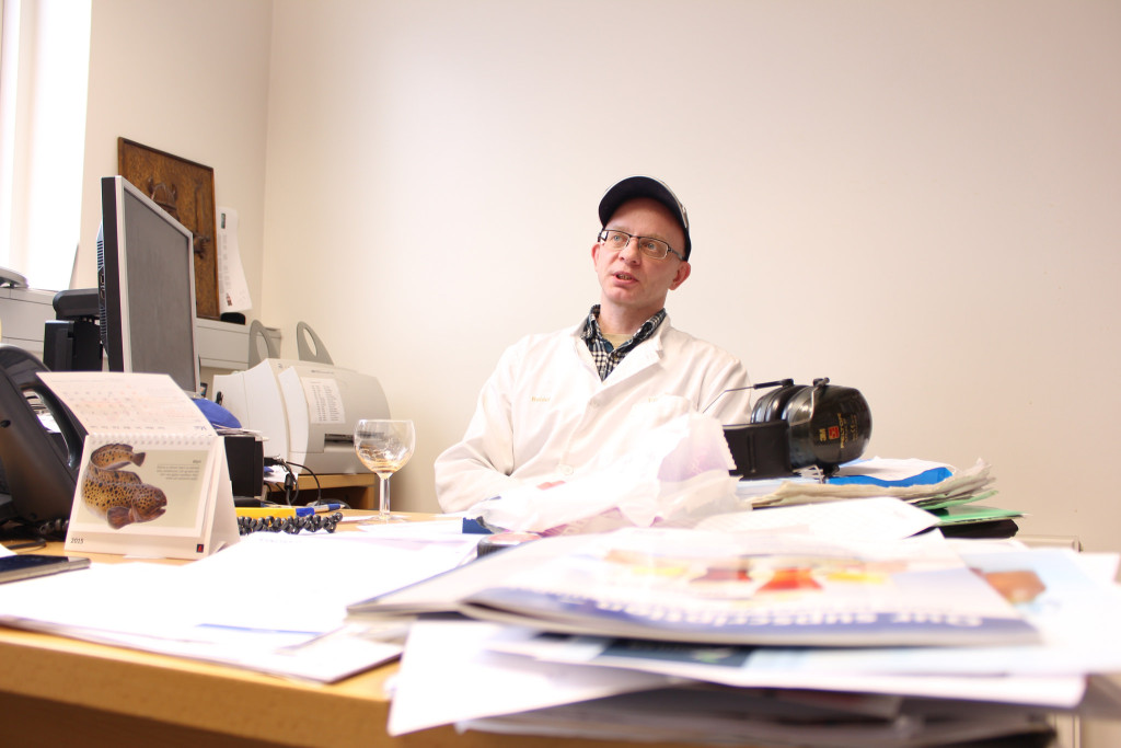 Master At Work: This Man Makes Your Einstök