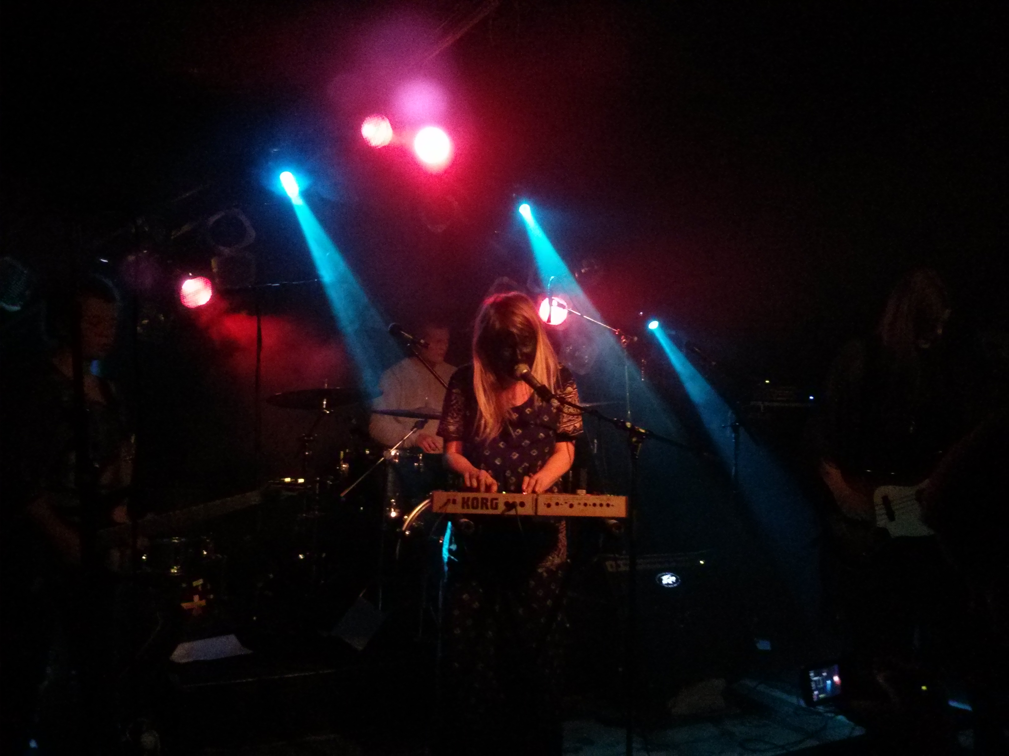 Stealing The Headlining Band’s Thunder