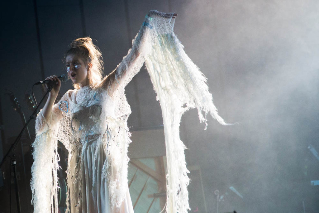 Samaris: The White Swan Performance