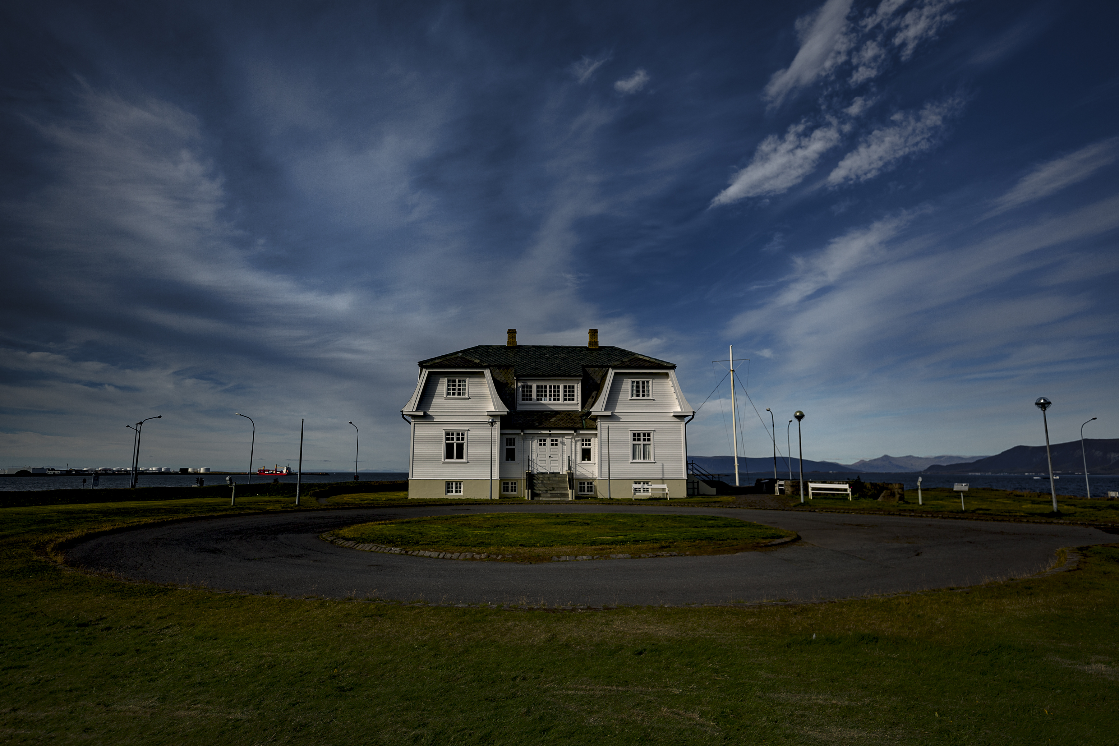 Bleak Midwinter Haunts: The Spooky Reykjavík Guide