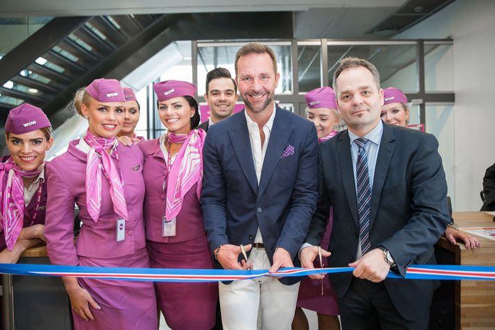 WOW Air – The Spectacular Crash Of The Purple Airline