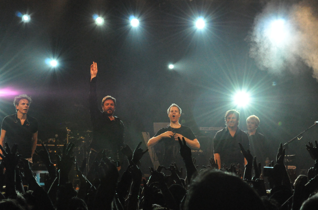 Having A Ball With Simon Le Bon: Duran Duran In Iceland