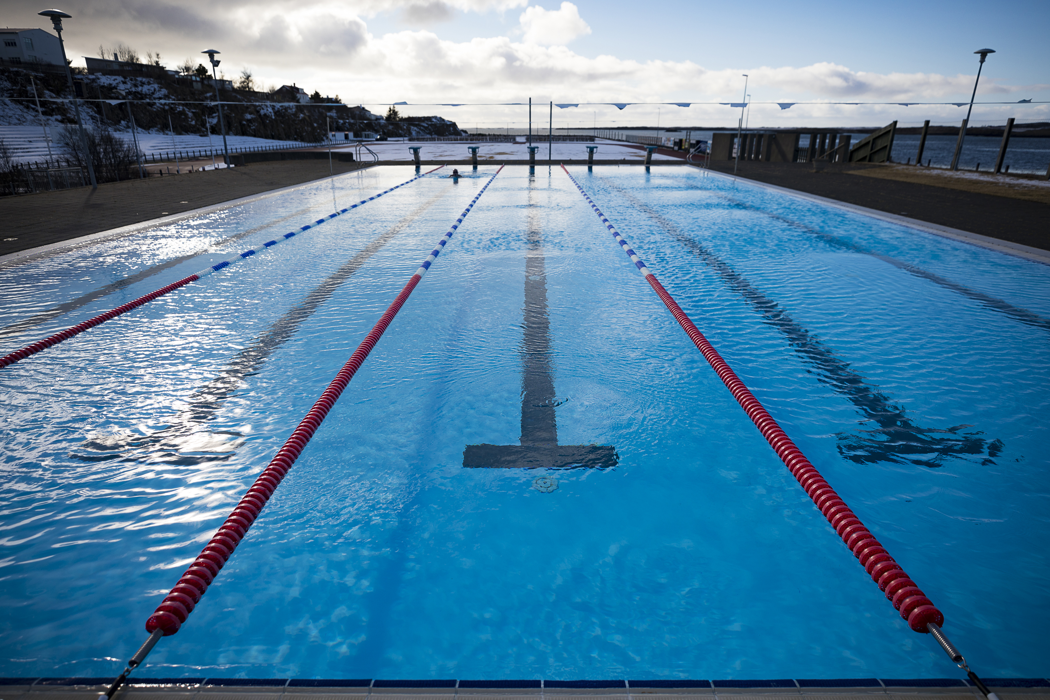 Reykjavík Swimming Pools To Stay Open