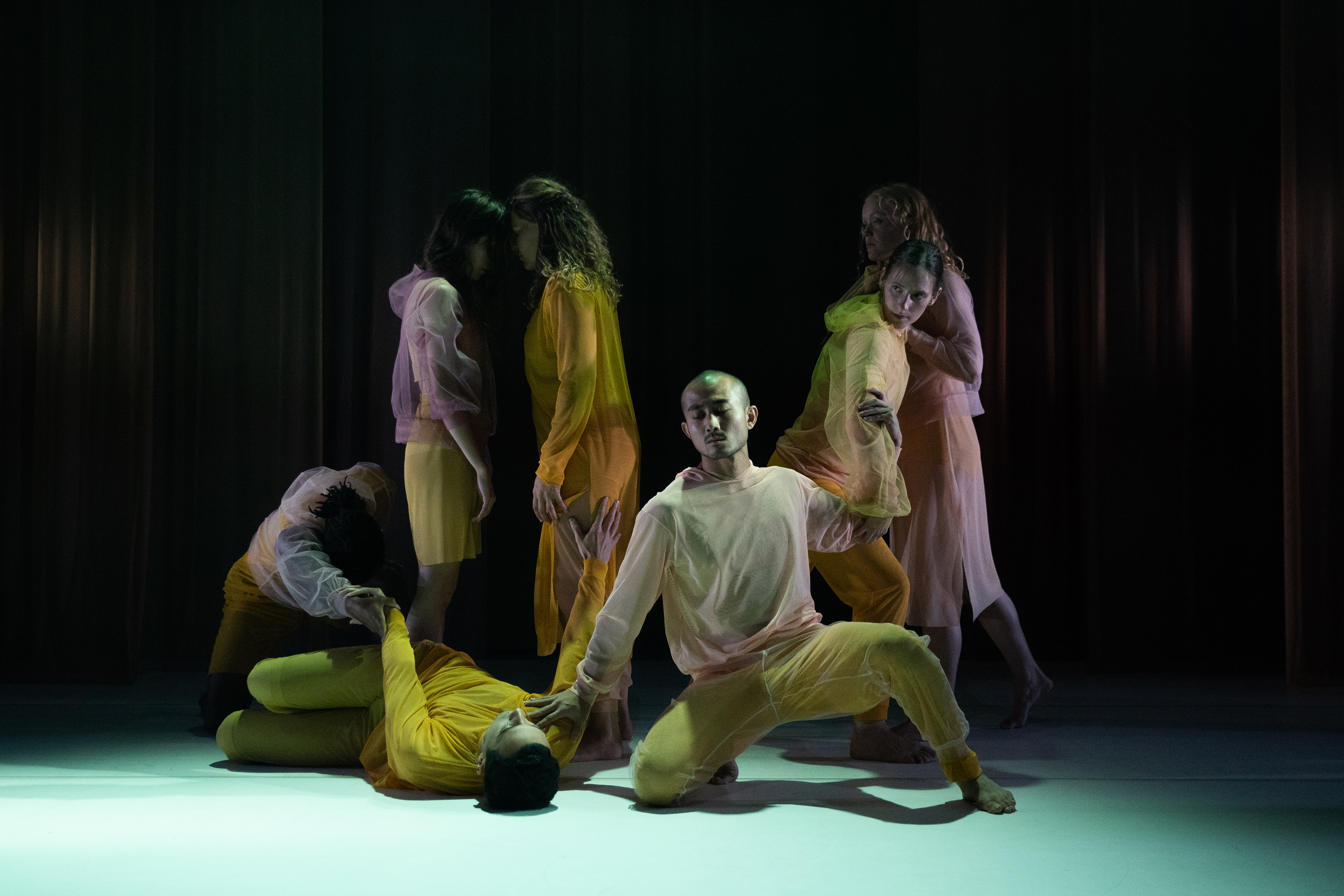 The Strength Of Sensitivity: Entanglements in New Dance Piece Þel
