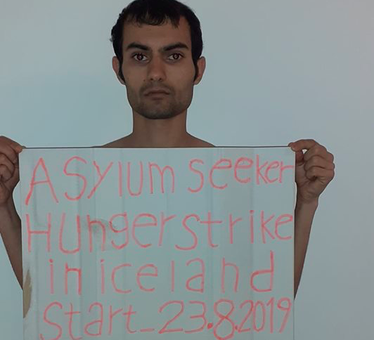 Hunger-Striking Iranian Asylum Seeker Deported Without Notice, Lawyer Never Notified