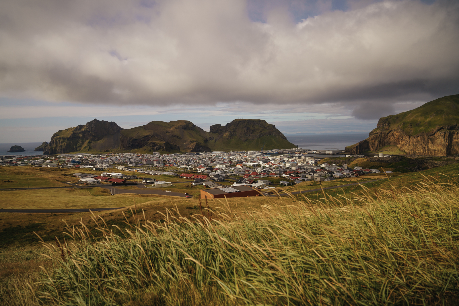 Scientists Consider Delaying Clock In Westman Islands As Pilot Project