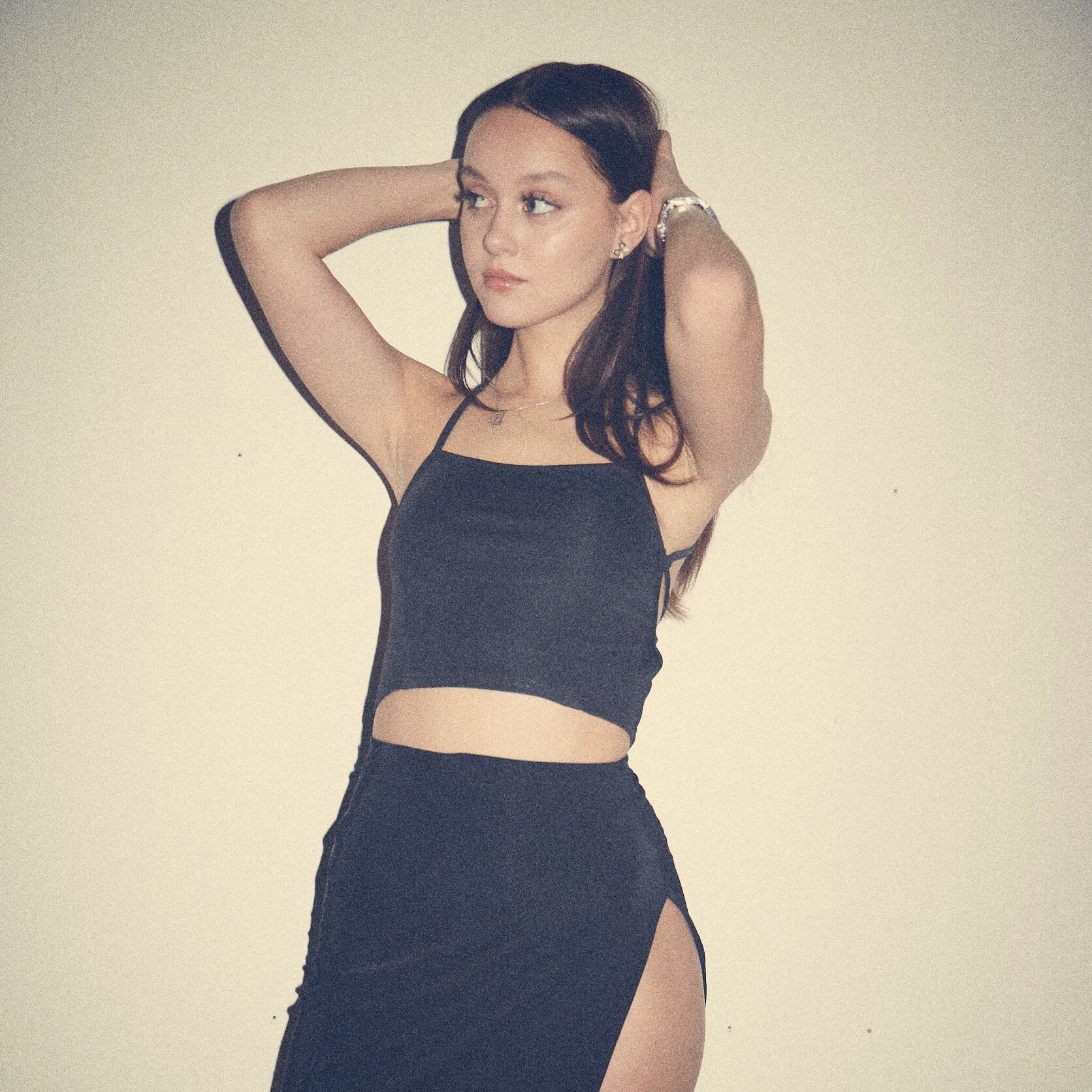 What Is My Energy?: una schram Brings Pop R&B To Airwaves