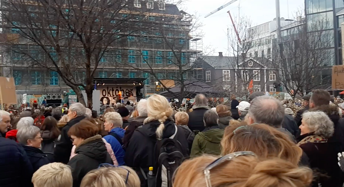 VIDEO: Anti-Corruption, Pro-Constitution Demonstration Draws Thousands