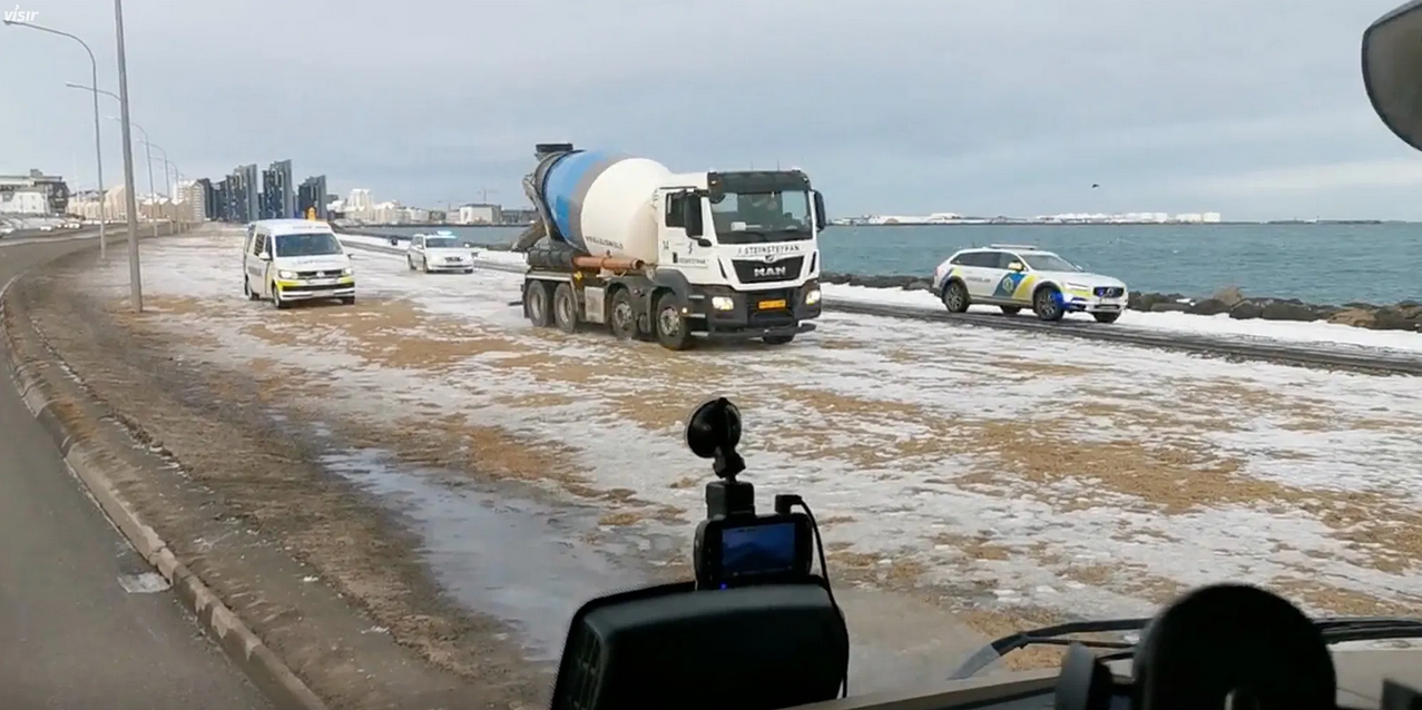 Cement Truck Bandit: Police Chase Stolen Vehicle Through Reykjavík