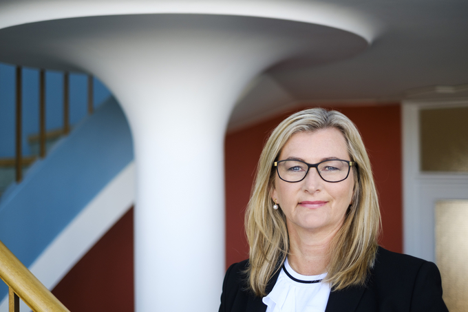 Alma D. Möller Vaccinated: Receives Round Of Applause