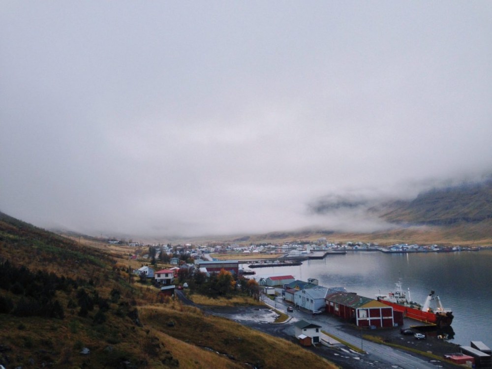 Investigation Into Continued Oil Leakage From WW2 Wreck In Seyðisfjörður