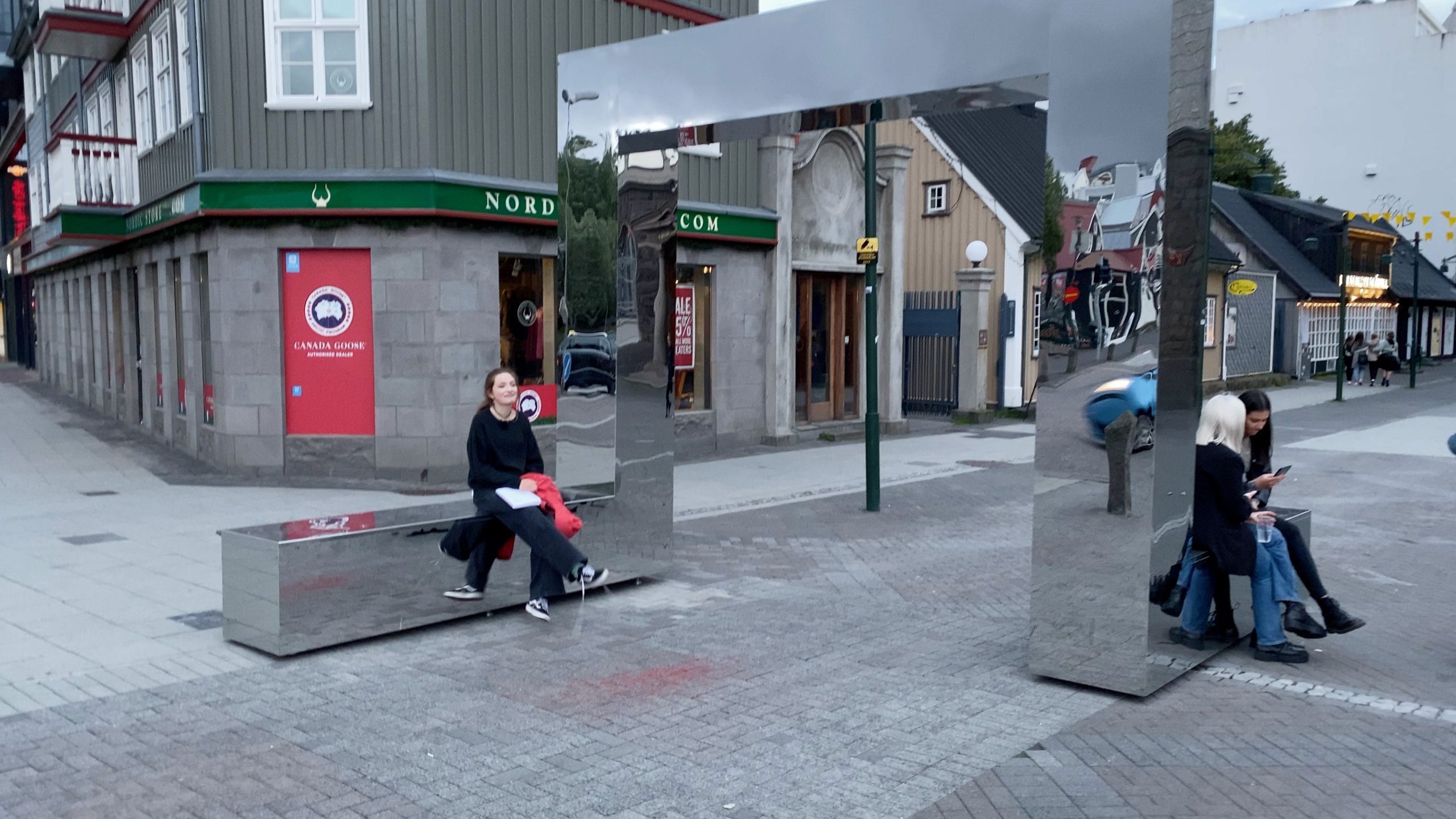 RVK Newscast #13: Laugavegur By Night