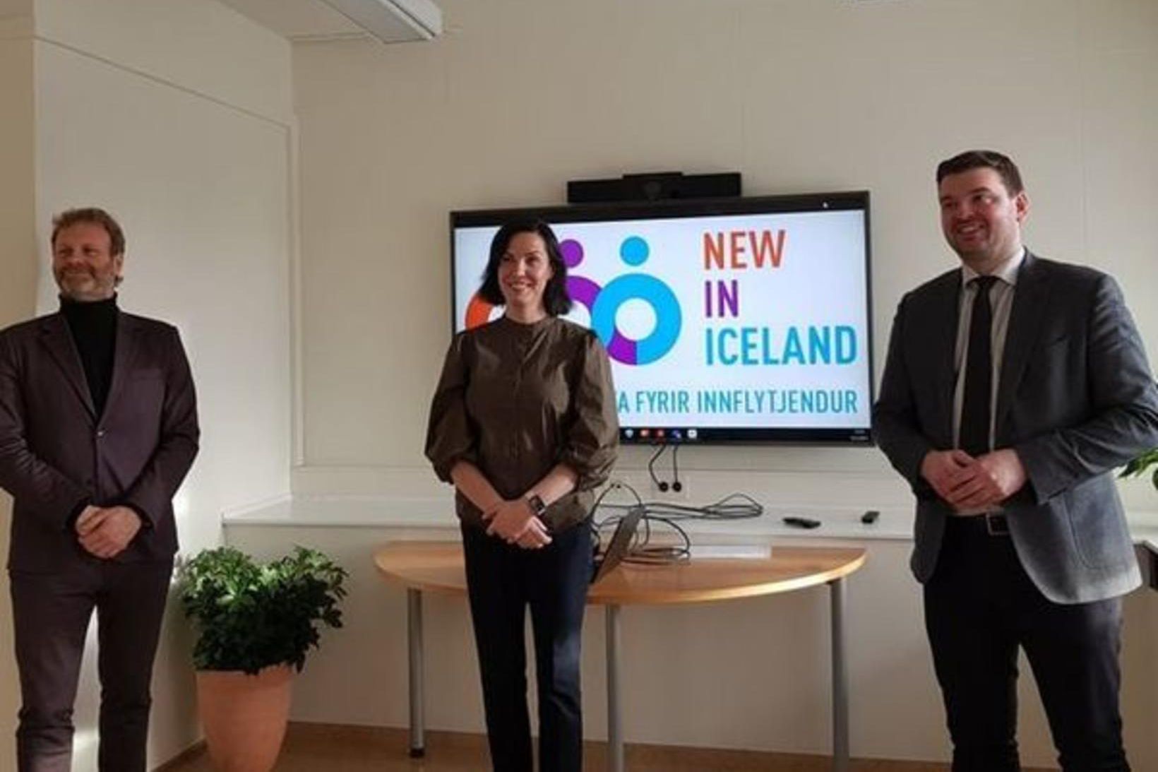Aus Island – Heute eröffnet eine Beratungsstelle für Ausländer