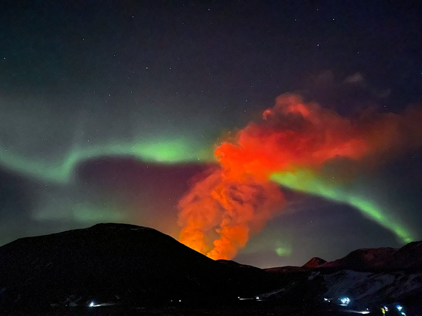 From Iceland – Perhaps the largest exhibition on earth: Volcano and the Northern Lights