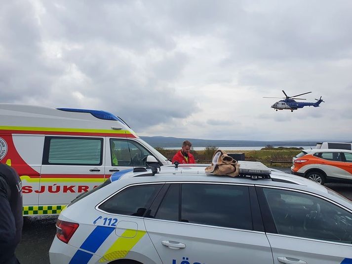 Rescue Teams Rush To Girls In Distress On A Boat In Þingvallavatn
