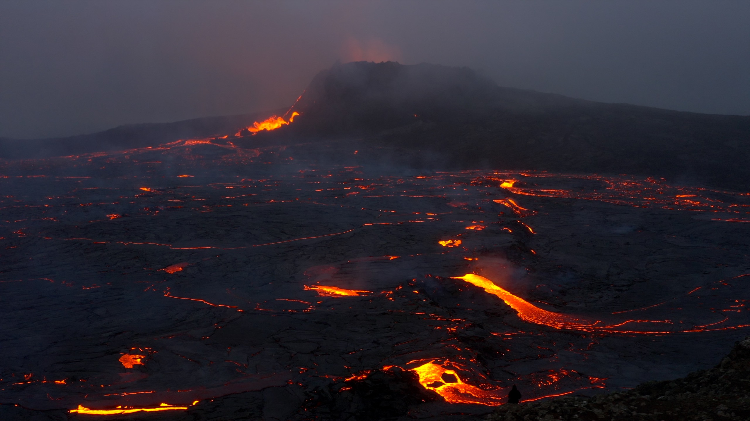 RVK Newscast #130: Volcanos And Freak Accident In Spain