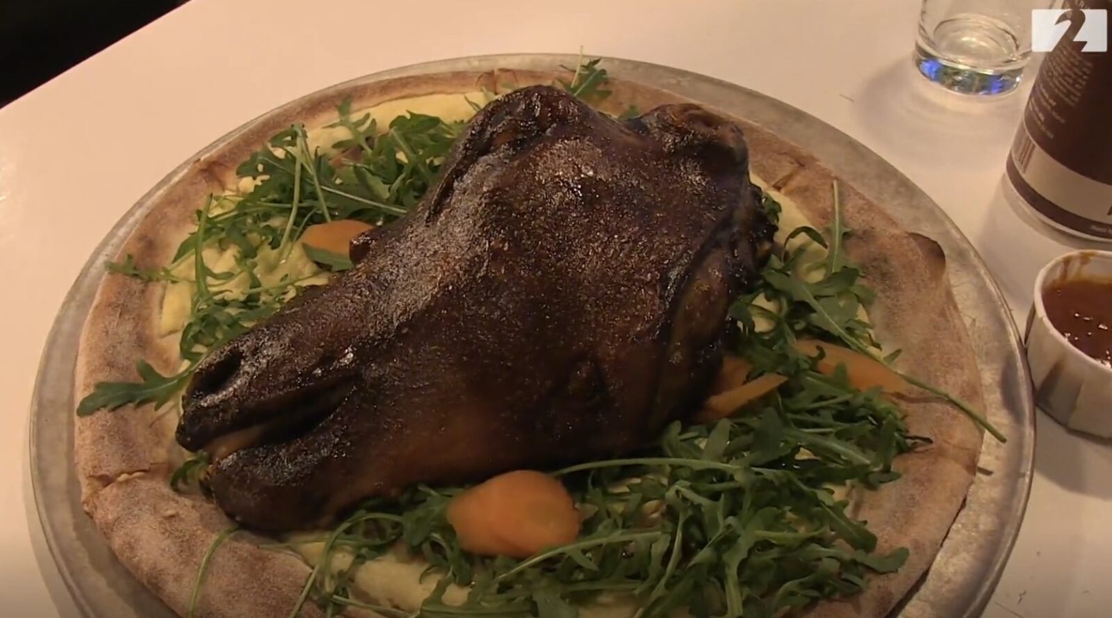 Sheep-Face Pizza On Offer For Farmer’s Day