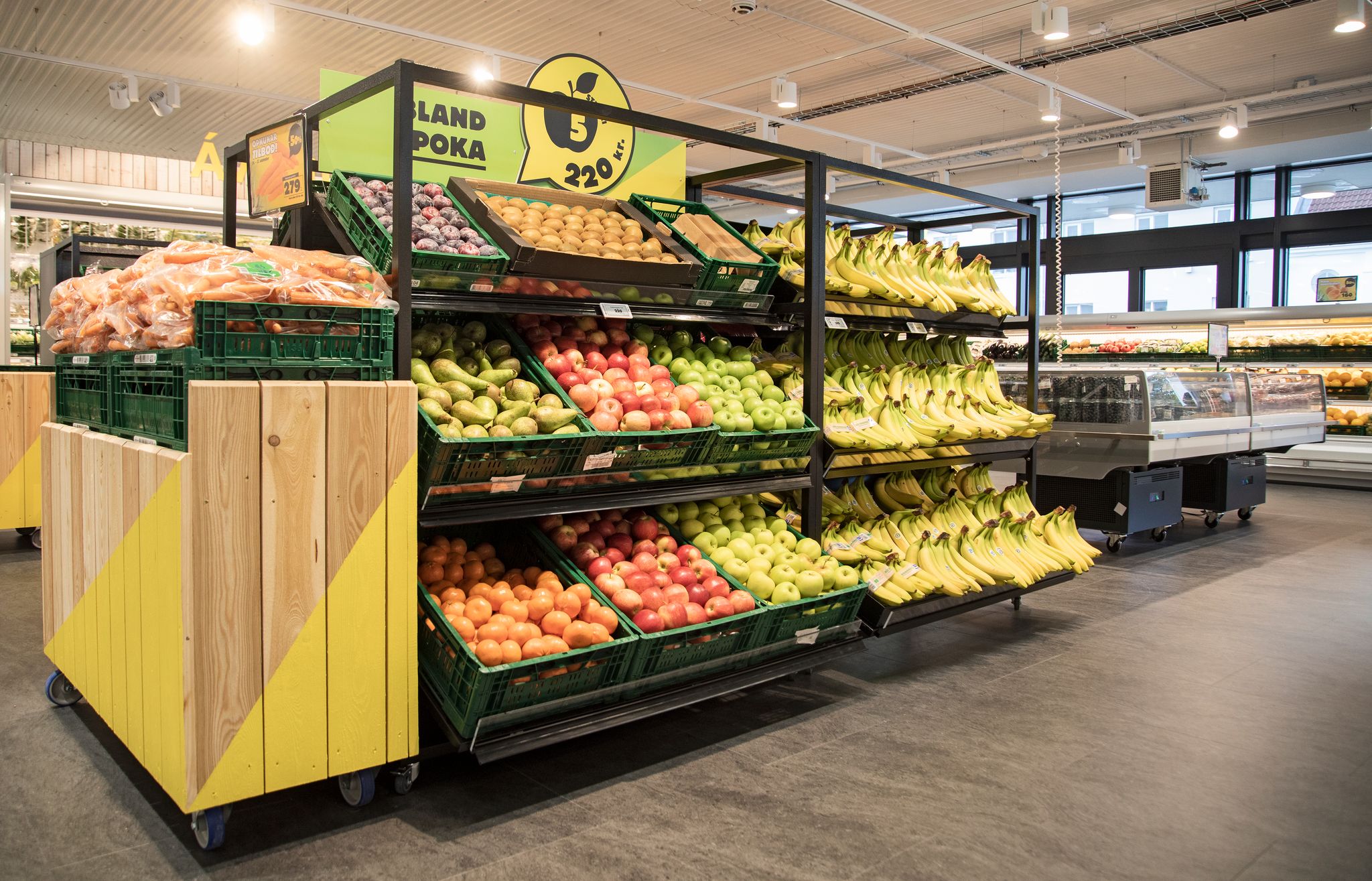 Best Of Reykjavík Shopping 2022: Best Grocery Store