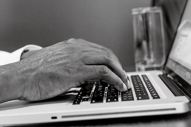 Technology Literacy Classes For The Elderly