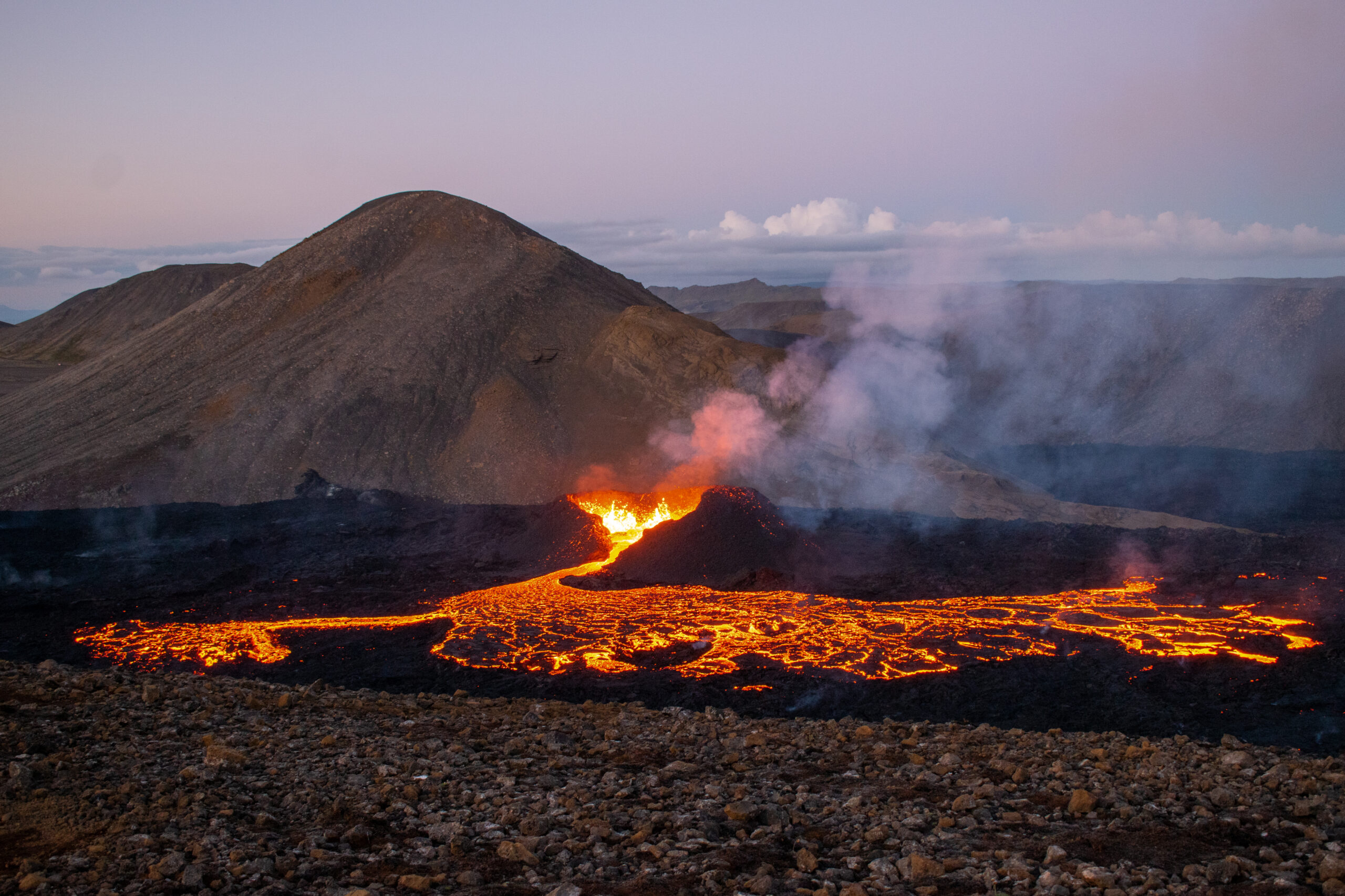 Instagram Giveaway: Celebrate Our 200th Newscast With A Lava Box Competition