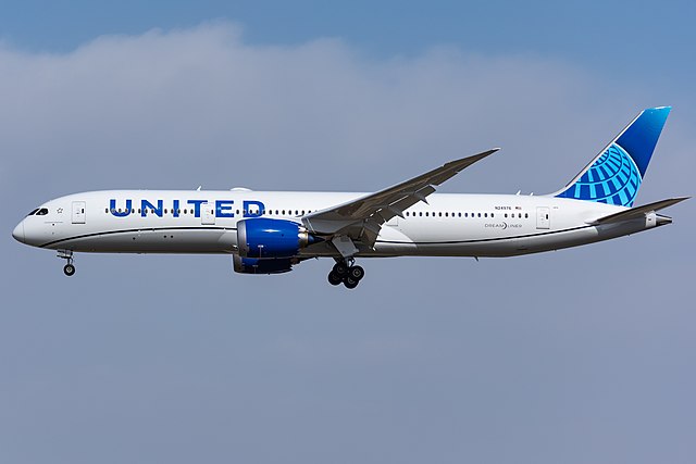 United’s “Nightmare Flight” Stops In Reykjavík