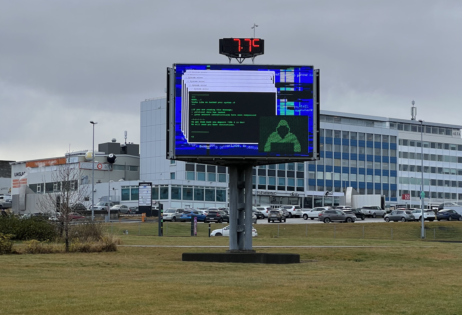 Mysterious Messages On Billboards At Suðurlandsbraut A Marketing Campaign