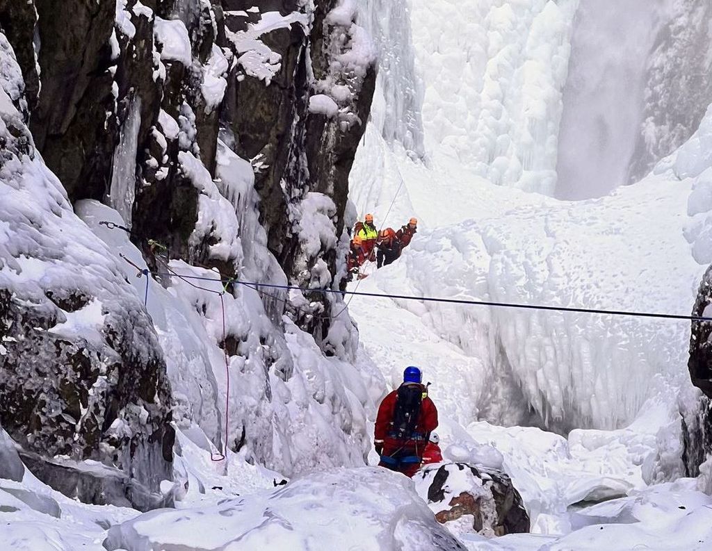Woman Died After Falling Into Gorge of Glymur Waterfall