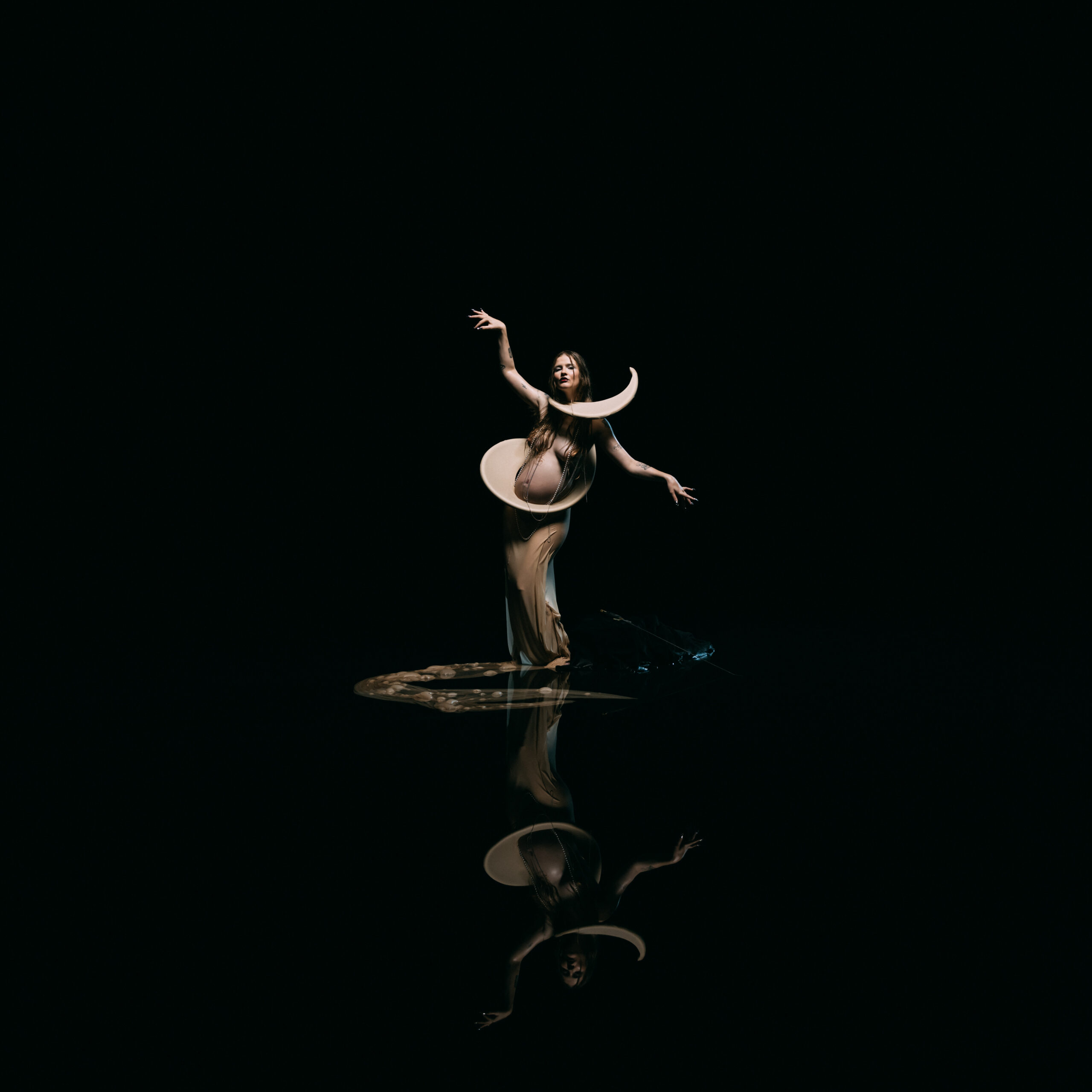 Video Premiere: Neonme Releases “Yet Again”