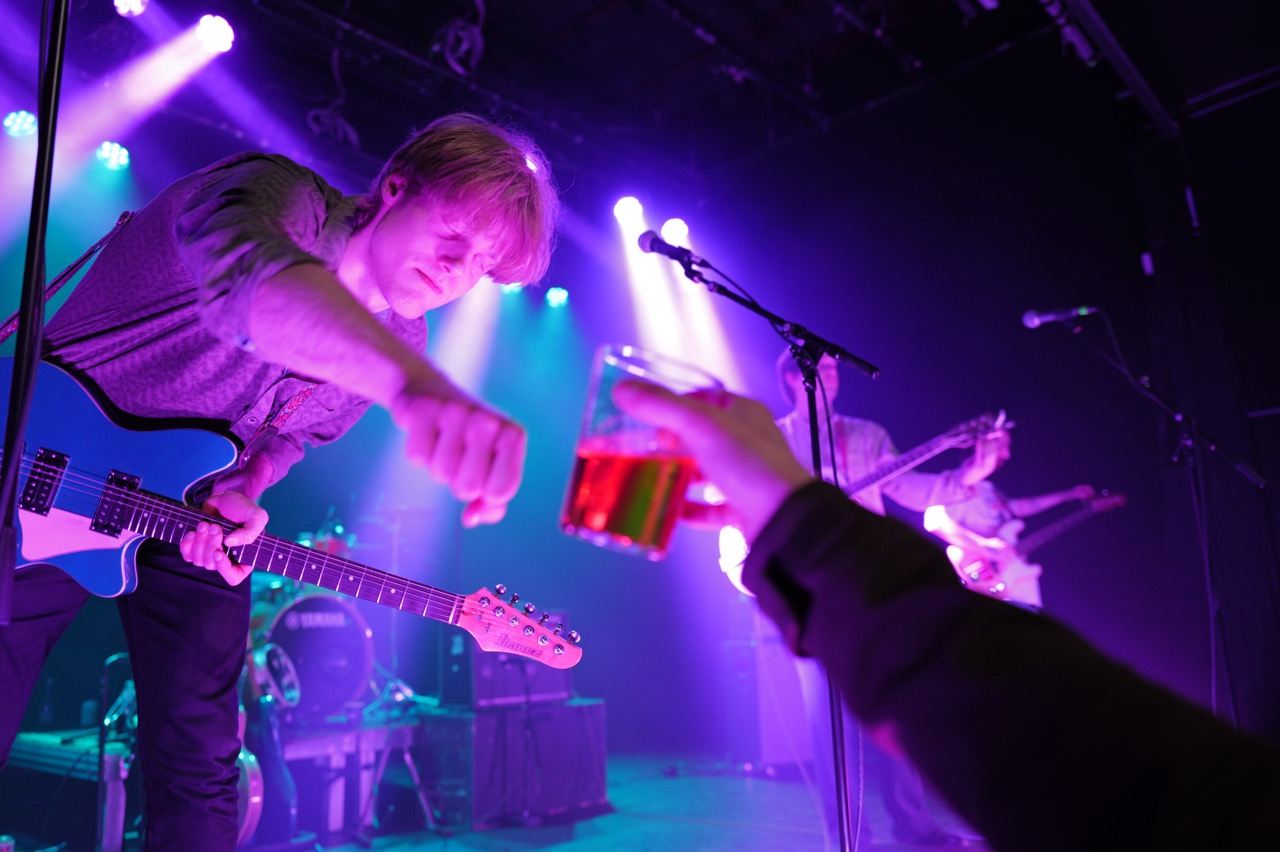 Grapevine Events: Regnboginn Opening, Spacestation Christmas Acoustic Concert, Kárahátíð 2.o