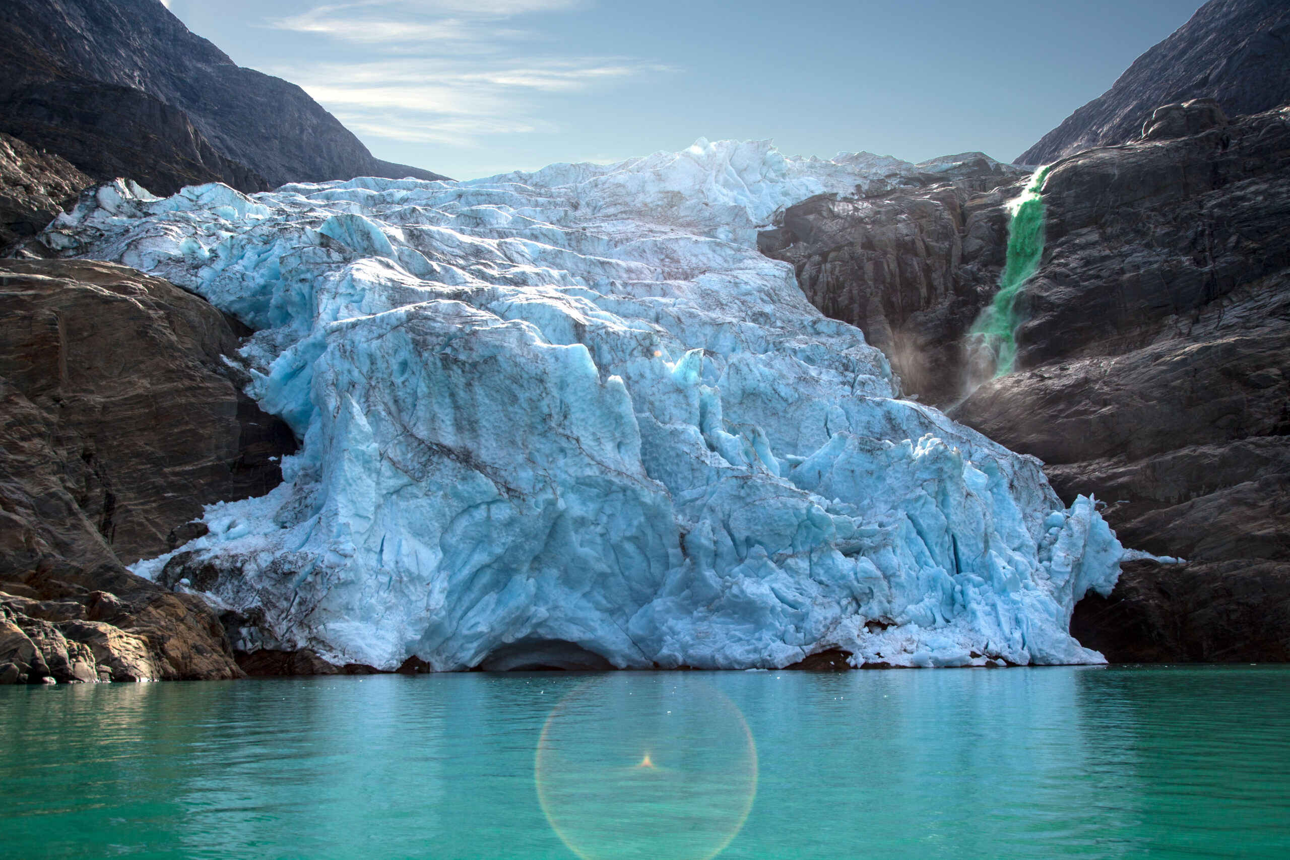 All That Is Green Is (Not) Good: Inuk Silis Høegh’s Widescreen Art