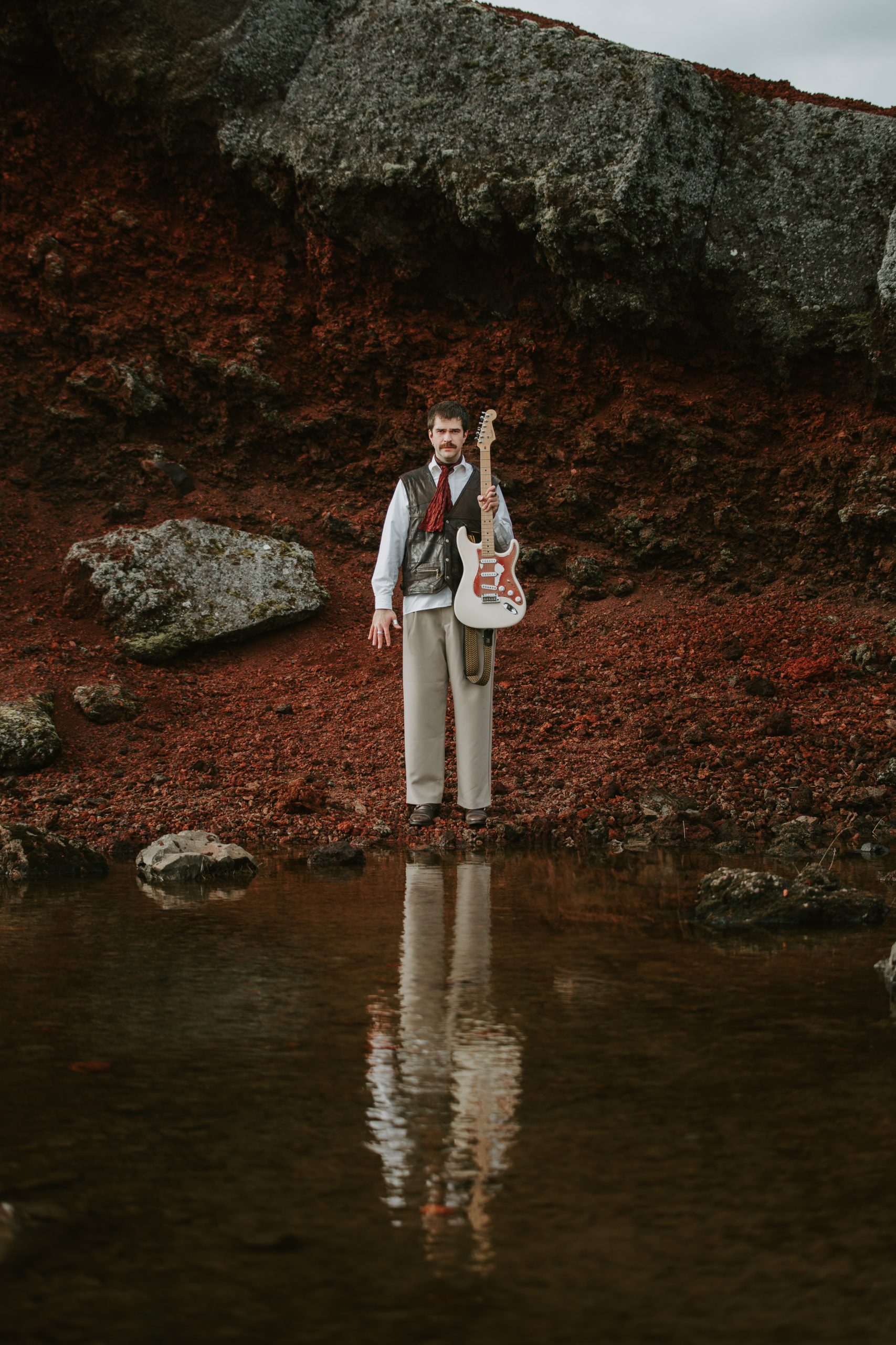Following The Hidden Hand: Ari Árelíus Continues To Explore His Groove On The Hypnotic Hulin Hönd