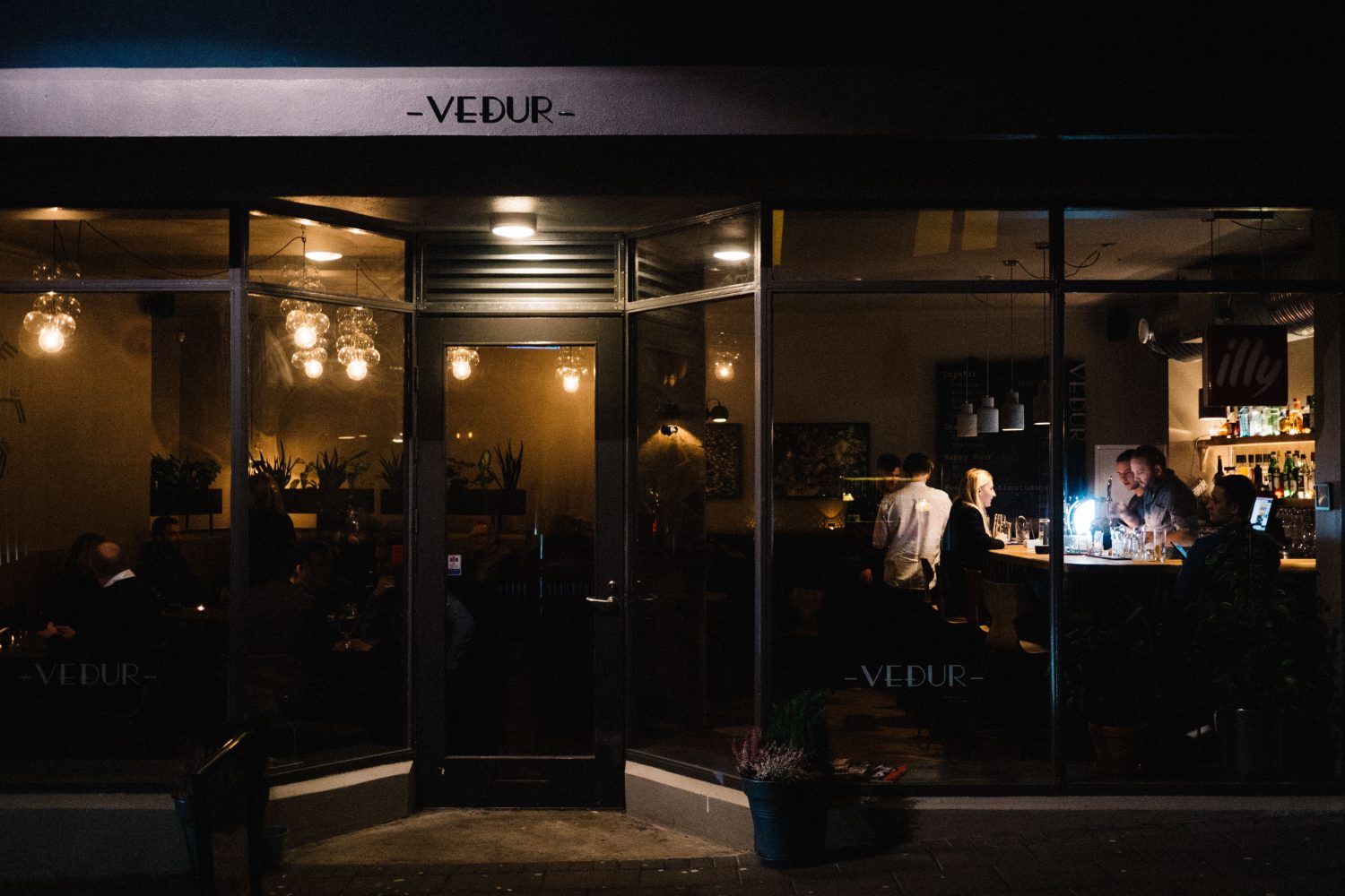 Best Of Reykjavík 2019: Best Bar To Start The Night