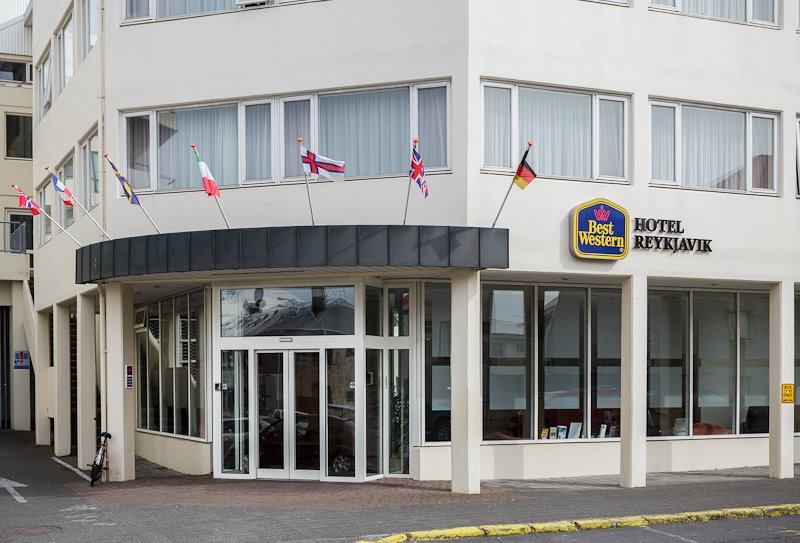 Best Western Hotel Manager Responds