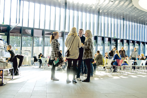 One Fourth Of Unemployed Icelanders Are University Graduates