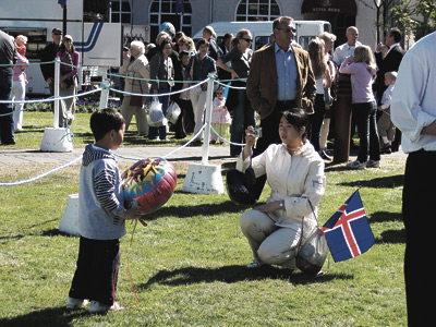 17 June ConcertsKK Band, Hjálmar, Írafár, Papar, Stuðmenn and Mínus at Arnarhóll, And Accordion Club of Reykjavík at City Hall.
