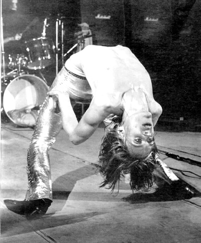 Editorial: ROCK AND ROLL
