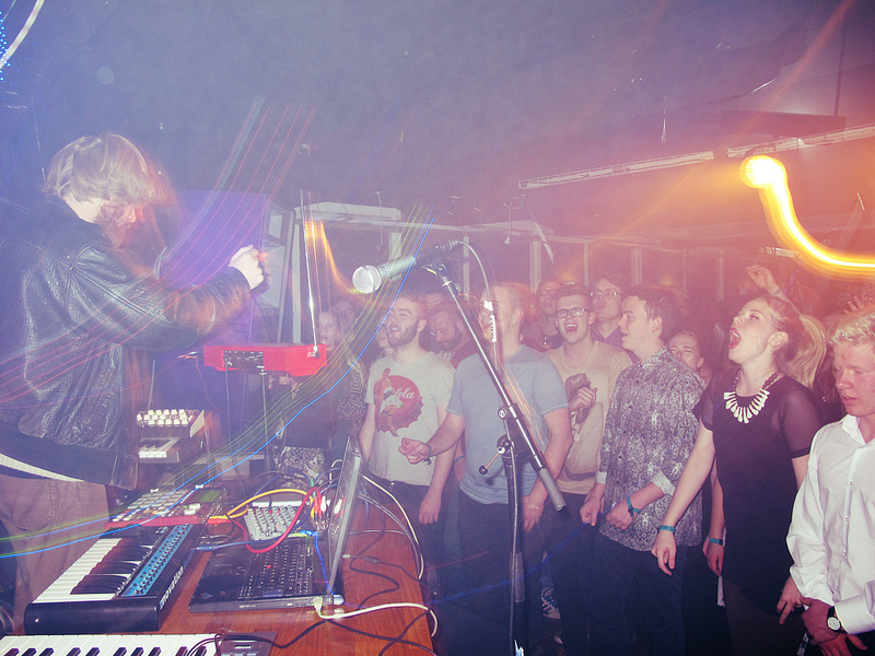 The Lights, The Fists: Faktorý Main pt. I