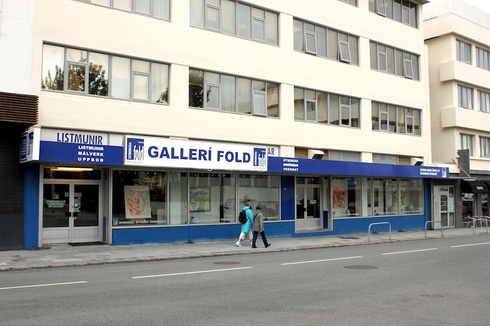 Gallery Fold