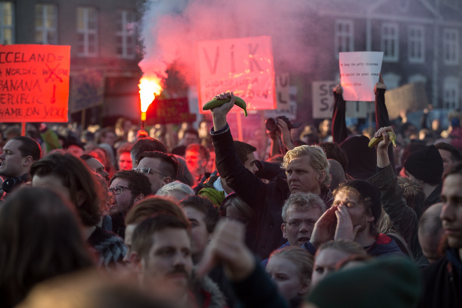 Overwhelming Majority Want Sigmundur To Resign