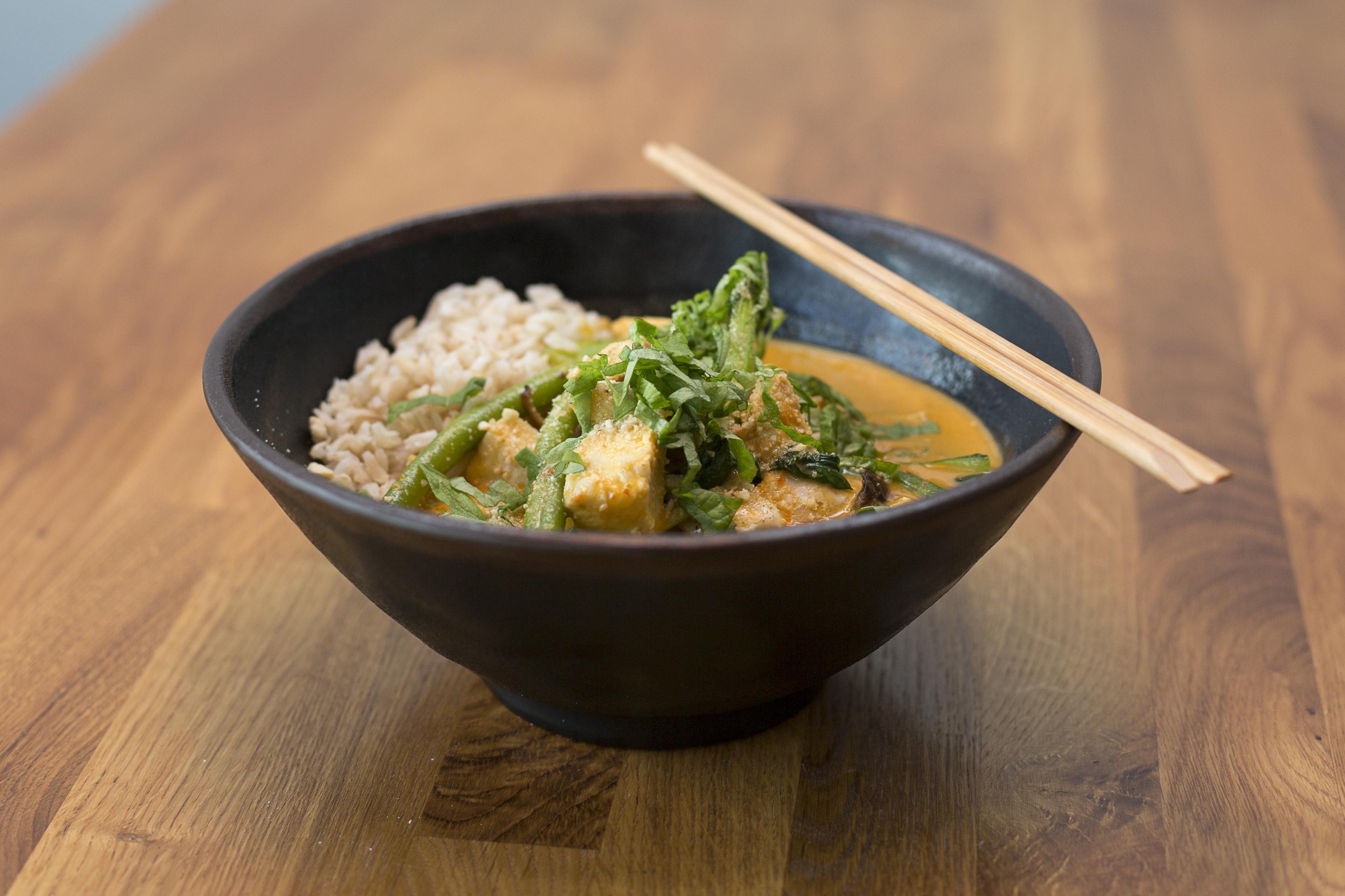 Restaurant Review: Who Am I? I’ll Never Tell. XO XO Gossip Girl